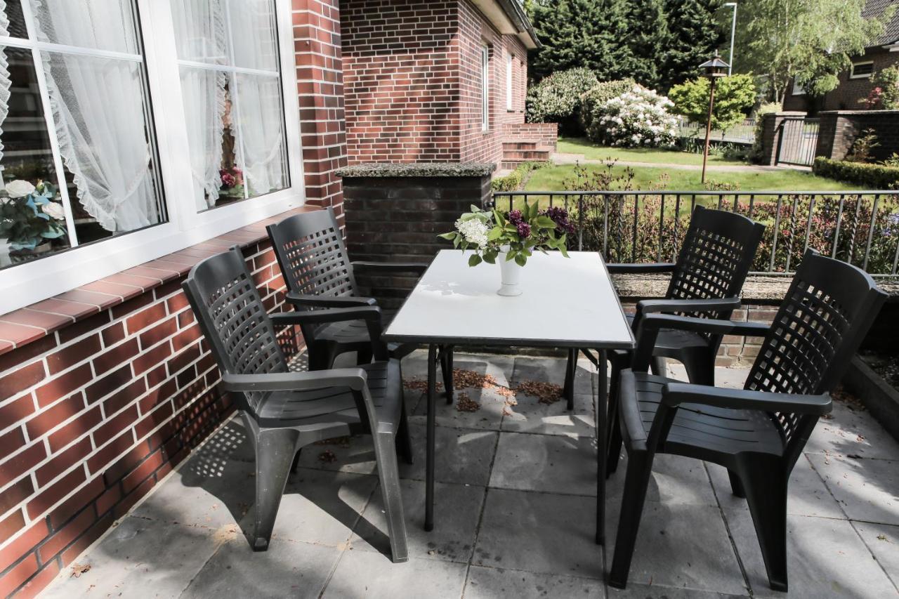 Ferienwohnungen Eichenhof 施内沃丁根 外观 照片